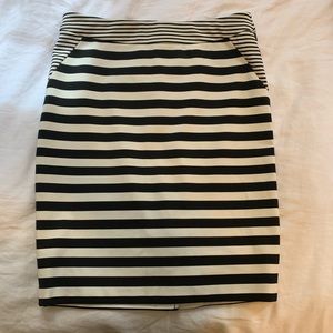 B&W Stretchy Pencil Skirt